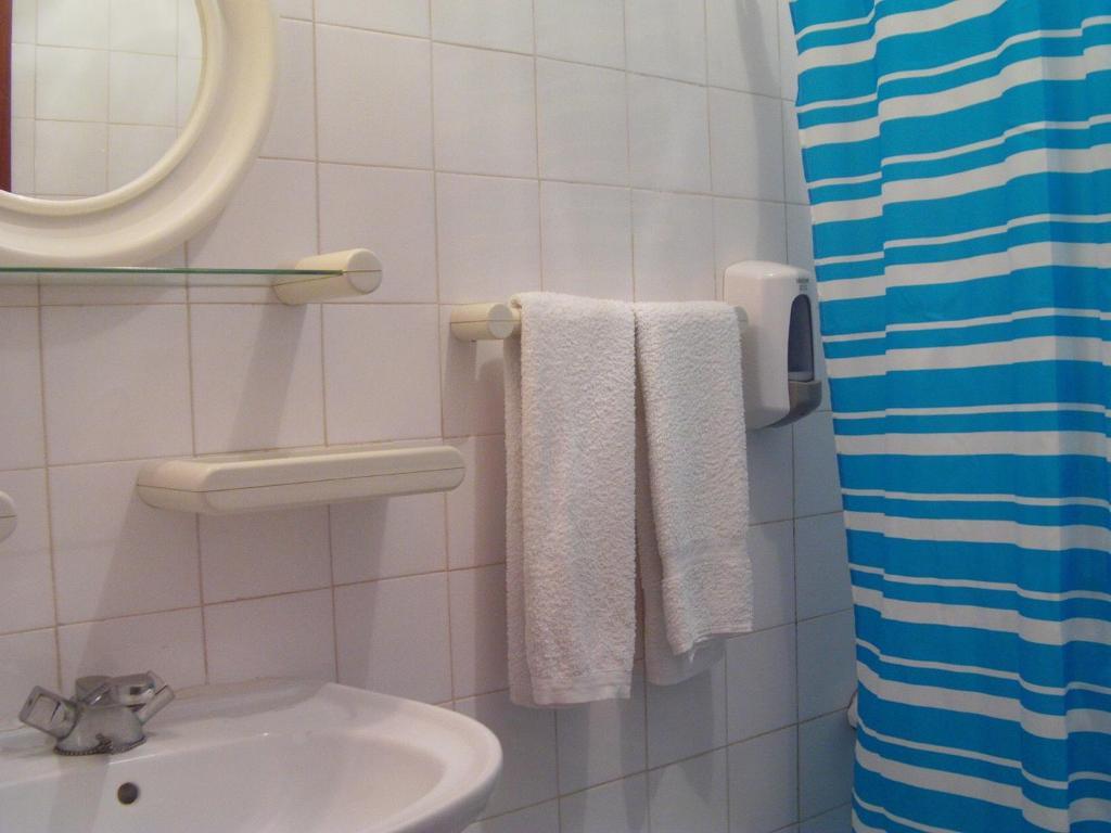 Residencia Do Parque Hotel Odeceixe Room photo